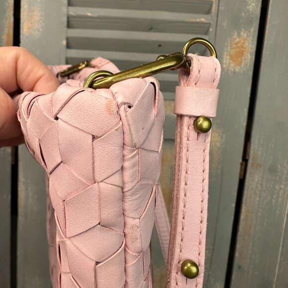 Madewell The Puff Woven Leather Crossbody Bag Subtle Blossom Pink - Picture 14 of 15
